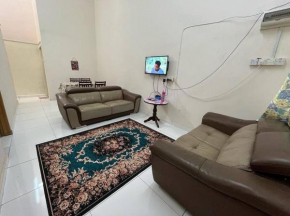 senawang seremban 4 bedroom with a free parking, Seremban